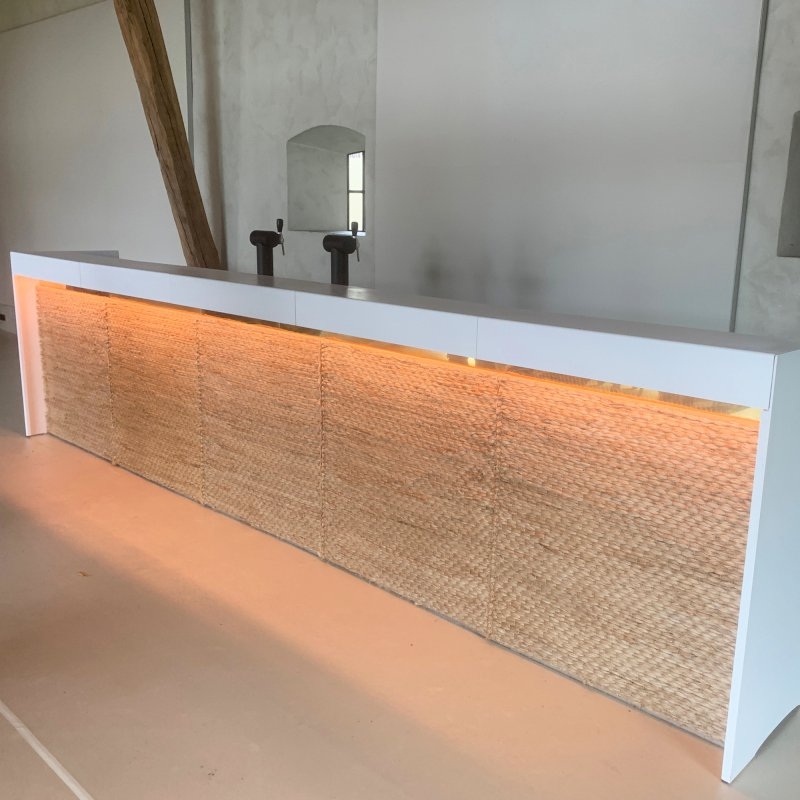 5m Straight Bar - White Bale