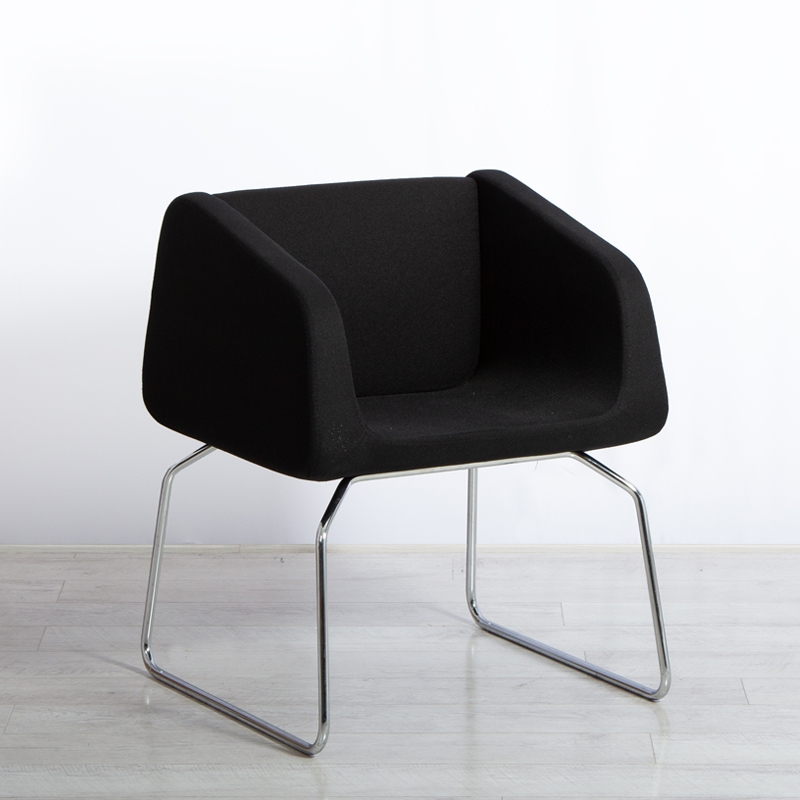 Black Troy Chair