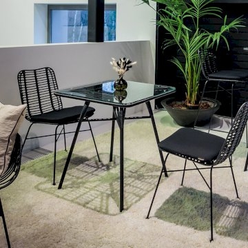 Miami Black Bistro Package