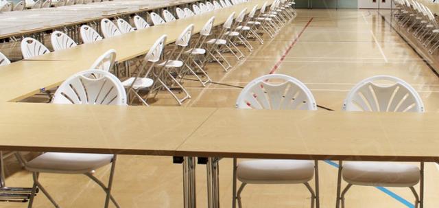 2015 Elections https://d1hcs5uofxldvl.cloudfront.net/furniture-hire-uk/article_additional/2015-elections3/2015-elections3-740x350.jpg - Modular tables set up and taken down in seconds. Perfect for the Elections