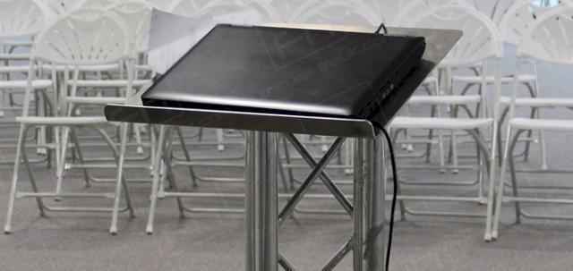 Careers Day Event https://d1hcs5uofxldvl.cloudfront.net/furniture-hire-uk/article_additional/bracknell-forest-council5/bracknell-forest-council5-740x350.jpg - Folding chairs installed & ready for guests.
