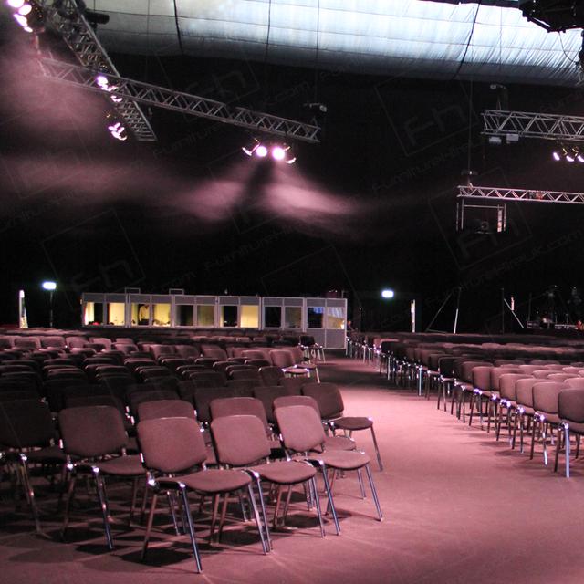 Catwalk Shows https://d1hcs5uofxldvl.cloudfront.net/furniture-hire-uk/article_additional/chair-hire-and-catwalk-shows7/chair-hire-and-catwalk-shows7.jpg - Even large numbers of conference chairs are simple to set up.
