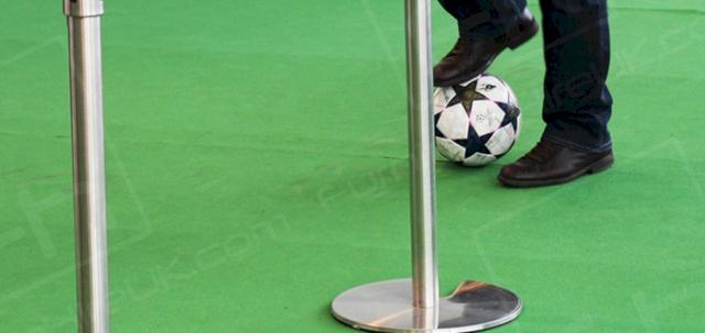 Champions Festival Stratford 2013 https://d1hcs5uofxldvl.cloudfront.net/furniture-hire-uk/article_additional/champ1/champ1-740x350.jpg - Stretch barriers make great outdoor crowd control for sporting events.