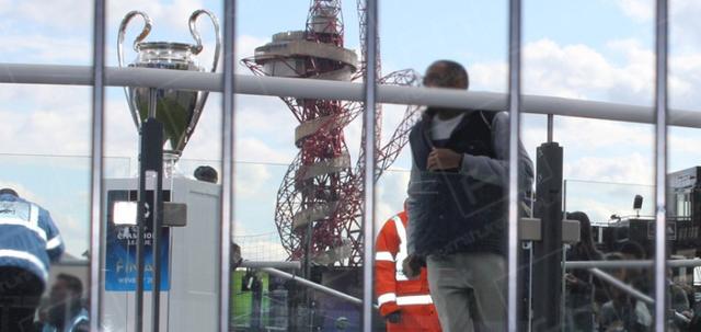 Champions Festival Stratford 2013 https://d1hcs5uofxldvl.cloudfront.net/furniture-hire-uk/article_additional/champ4/champ4-740x350.jpg - Cup with the Orbital in the background.