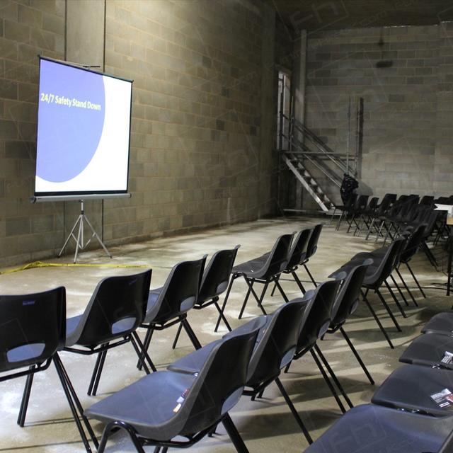 Construction Meeting https://d1hcs5uofxldvl.cloudfront.net/furniture-hire-uk/article_additional/construction-meeting4/construction-meeting4.jpg - Polyprop chairs straightforward & simple to arrange.