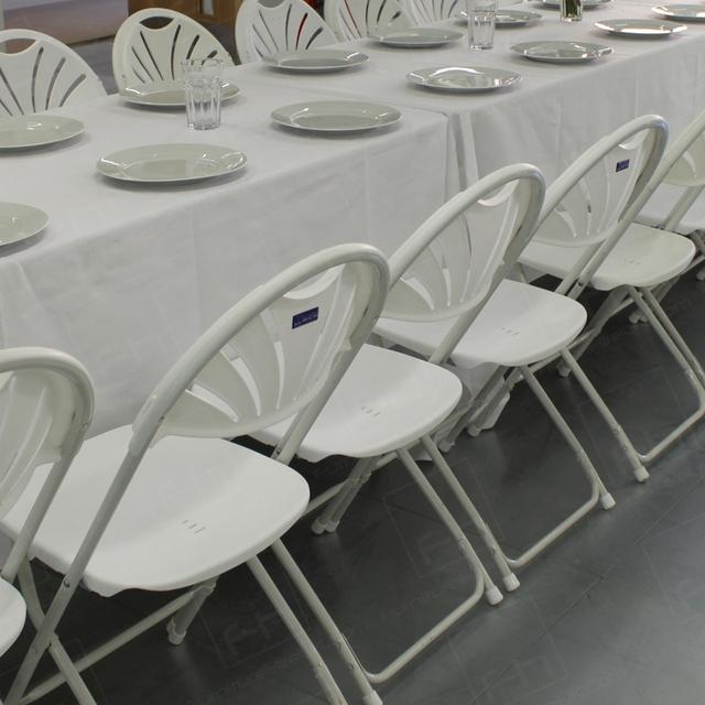 Corporate London Lunch https://d1hcs5uofxldvl.cloudfront.net/furniture-hire-uk/article_additional/corporate-lunch-london10/corporate-lunch-london10.jpg - Folding chairs and tables for an informal work lunch.