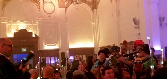 EHA Company of the Year Award https://d1hcs5uofxldvl.cloudfront.net/furniture-hire-uk/article_additional/eha-award-20153/eha-award-20153-740x350.jpg - Enjoying dinner and a mariachi band