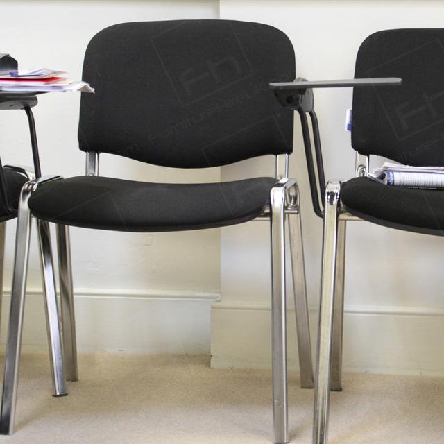 English School Lecture https://d1hcs5uofxldvl.cloudfront.net/furniture-hire-uk/article_additional/english-school-2/english-school-2.jpg - Plenty of seating at your next lesson or lecture.