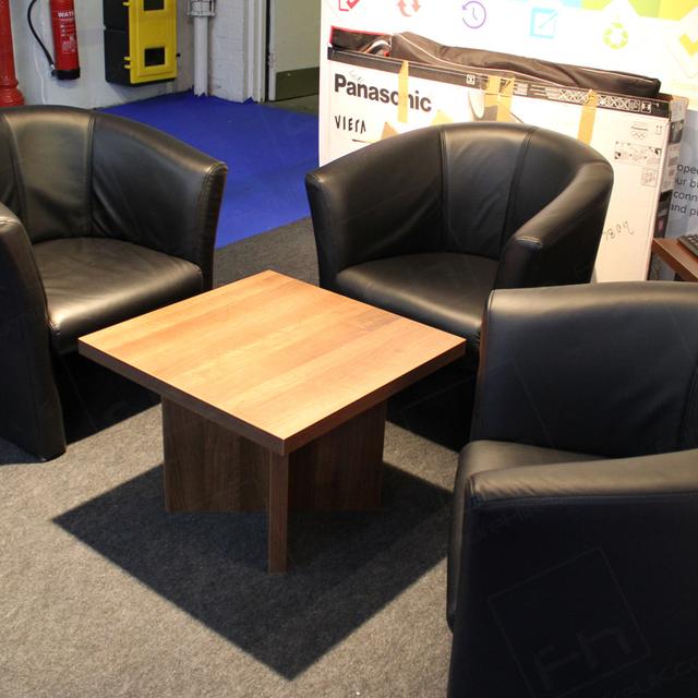 Exhibitions Stands https://d1hcs5uofxldvl.cloudfront.net/furniture-hire-uk/article_additional/exhibition-stands-and-furniture-hire3/exhibition-stands-and-furniture-hire3.jpg - Modern and sleek furniture hire