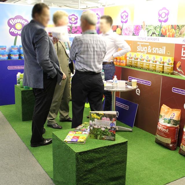 Exhibitions 2014 https://d1hcs5uofxldvl.cloudfront.net/furniture-hire-uk/article_additional/exhibitions7/exhibitions7.jpg - Careful colour themes for a cohesive cubicle design.