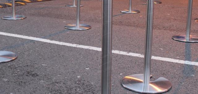 Football and Stretch Barrier Hire https://d1hcs5uofxldvl.cloudfront.net/furniture-hire-uk/article_additional/football-and-stretch-barrier-hire7/football-and-stretch-barrier-hire7-740x350.jpg - Barriers arranged in parallel style to maximise space.