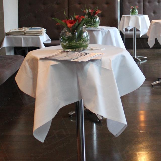 Foreign Exchange Event https://d1hcs5uofxldvl.cloudfront.net/furniture-hire-uk/article_additional/foreign-exchange-event-3/foreign-exchange-event-3.jpg - Fresh, open and sophisticated table hire.