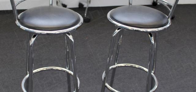 Learning Network https://d1hcs5uofxldvl.cloudfront.net/furniture-hire-uk/article_additional/hackney-learning6/hackney-learning6-740x350.jpg - Stools work for those bigger & smaller meetings.