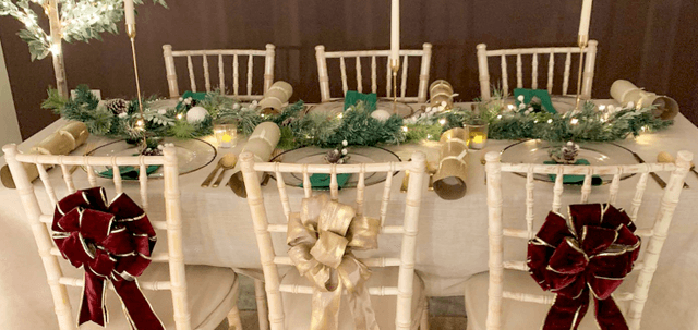 Christmas Dinner Set Up https://d1hcs5uofxldvl.cloudfront.net/furniture-hire-uk/article_additional/image0.png/image0.png-740x350.jpg
