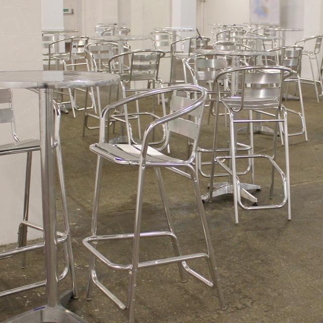 Large Conferences & Meetings https://d1hcs5uofxldvl.cloudfront.net/furniture-hire-uk/article_additional/large-conference-16/large-conference-16.jpg - Plenty of tables and chairs in stock for all event types.