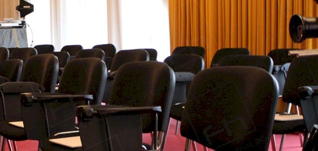 London Lecture https://d1hcs5uofxldvl.cloudfront.net/furniture-hire-uk/article_additional/london-lecture/london-lecture-740x350.jpg - No need for tables with our lecture chairs. (HC05)