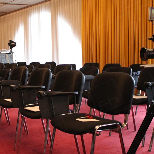 London Lecture https://d1hcs5uofxldvl.cloudfront.net/furniture-hire-uk/article_additional/london-lecture/london-lecture.jpg - No need for tables with our lecture chairs. (HC05)