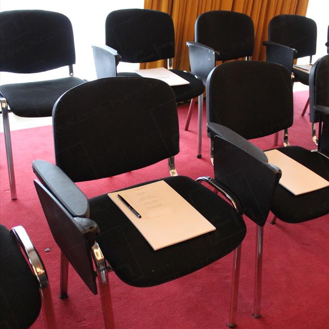 London Lecture https://d1hcs5uofxldvl.cloudfront.net/furniture-hire-uk/article_additional/london-lecture-3/london-lecture-3.jpg - Folding tablet for versatility. Ideal for meetings and conferences.