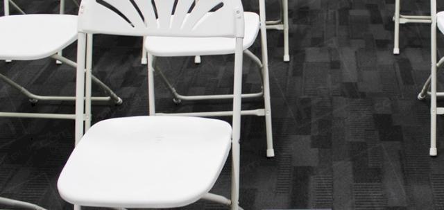 Meetings in London https://d1hcs5uofxldvl.cloudfront.net/furniture-hire-uk/article_additional/london-meetings3/london-meetings3-740x350.jpg - White seating for those smart London events.
