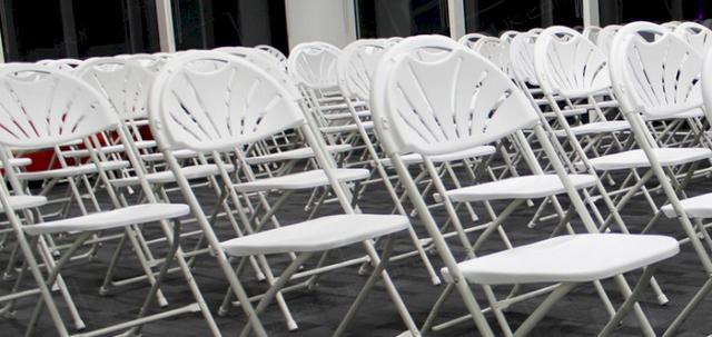 Meetings in London https://d1hcs5uofxldvl.cloudfront.net/furniture-hire-uk/article_additional/london-meetings4/london-meetings4-740x350.jpg - Add style to your meetings with our folding chairs.