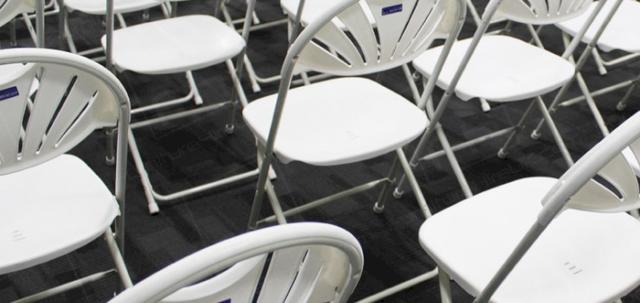 Meetings in London https://d1hcs5uofxldvl.cloudfront.net/furniture-hire-uk/article_additional/london-meetings9/london-meetings9-740x350.jpg - Quick & chic meeting seating.