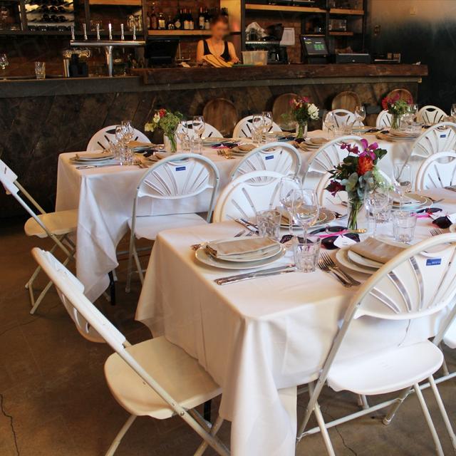 London Wedding https://d1hcs5uofxldvl.cloudfront.net/furniture-hire-uk/article_additional/london-wedding3/london-wedding3.jpg - Long tables can seat many guests.