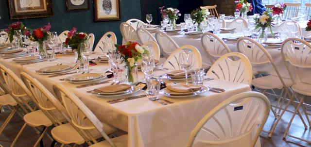 London Wedding https://d1hcs5uofxldvl.cloudfront.net/furniture-hire-uk/article_additional/london-wedding4/london-wedding4-740x350.jpg - White linen & seating for a light wedding look.