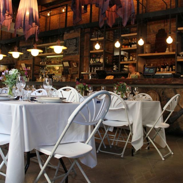 London Wedding https://d1hcs5uofxldvl.cloudfront.net/furniture-hire-uk/article_additional/london-wedding8/london-wedding8.jpg - City centre wedding location looking glamorous and elegant.