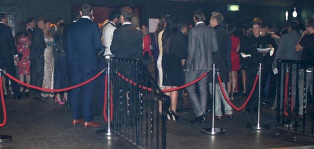 National Reality Television Awards 2013 https://d1hcs5uofxldvl.cloudfront.net/furniture-hire-uk/article_additional/national-reality-television-awards8/national-reality-television-awards8-740x350.jpg - Ropes and posts being utilised effectively.
HA02R | HA02P