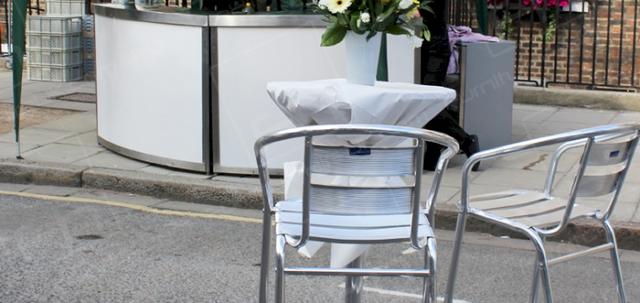 Street Party 2015 https://d1hcs5uofxldvl.cloudfront.net/furniture-hire-uk/article_additional/old-square-chambers-street-party8/old-square-chambers-street-party8-740x350.jpg - Relaxed environment with poseur tables and stools