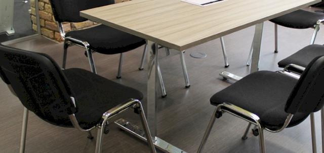Outsource Your Office Space https://d1hcs5uofxldvl.cloudfront.net/furniture-hire-uk/article_additional/outsourcing-meeting-space4/outsourcing-meeting-space4-740x350.jpg - Stacking chairs are smart & comfy for outsourced spaces.