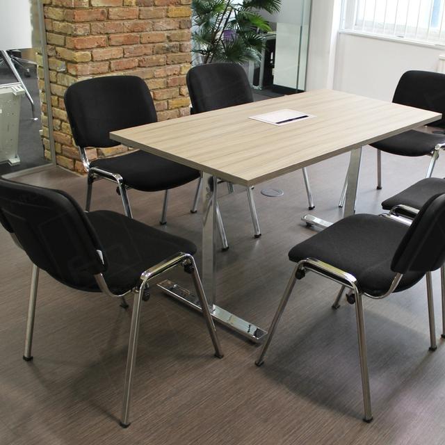 Outsource Your Office Space https://d1hcs5uofxldvl.cloudfront.net/furniture-hire-uk/article_additional/outsourcing-meeting-space4/outsourcing-meeting-space4.jpg - Stacking chairs are smart & comfy for outsourced spaces.