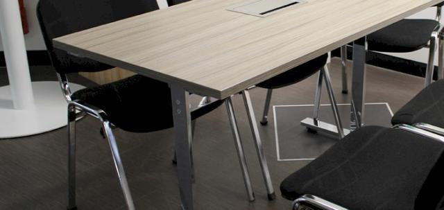 Outsource Your Office Space https://d1hcs5uofxldvl.cloudfront.net/furniture-hire-uk/article_additional/outsourcing-meeting-space7/outsourcing-meeting-space7-740x350.jpg - Stacking chairs bring smart seating to all meeting venues.