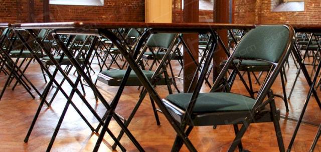 Perfect Exam Halls https://d1hcs5uofxldvl.cloudfront.net/furniture-hire-uk/article_additional/perfect-exam-halls-ka2/perfect-exam-halls-ka2-740x350.jpg - Thousands of desks at the ready for exam season.