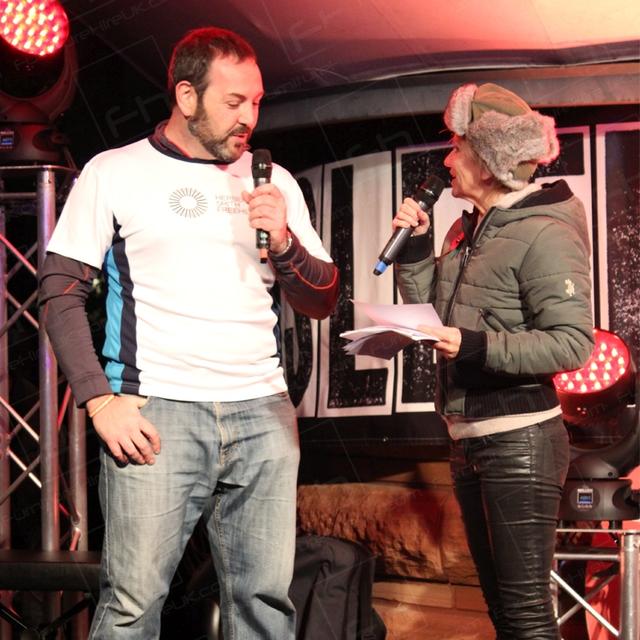 Centrepoint Sleep Out 2013 https://d1hcs5uofxldvl.cloudfront.net/furniture-hire-uk/article_additional/sleep-out8/sleep-out8.jpg - Host Lisa Maxwell chatting on-stage.