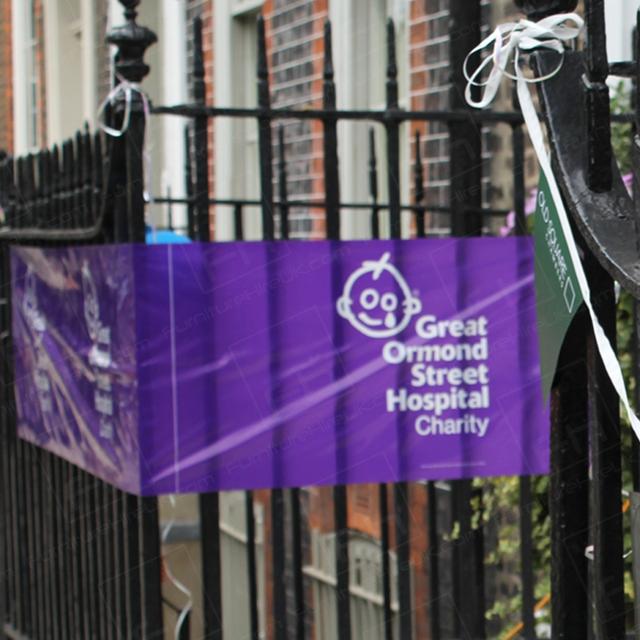 Street Party https://d1hcs5uofxldvl.cloudfront.net/furniture-hire-uk/article_additional/street-party16/street-party16.jpg - Great Ormond Street Charity Fundraiser.