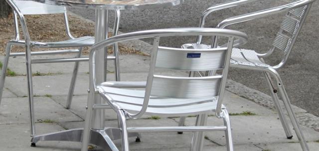 Street Party https://d1hcs5uofxldvl.cloudfront.net/furniture-hire-uk/article_additional/street-party3/street-party3-740x350.jpg - Pavement style seating with our chrome bistro chairs & tables.