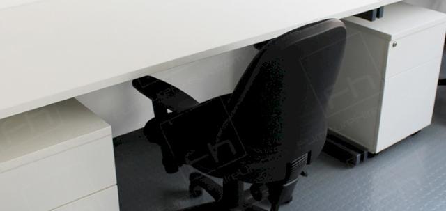 White is the New Black https://d1hcs5uofxldvl.cloudfront.net/furniture-hire-uk/article_additional/white-office-furniture4/white-office-furniture4-740x350.jpg - White desking & storage for modern offices.
