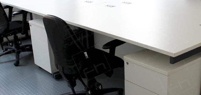 White is the New Black https://d1hcs5uofxldvl.cloudfront.net/furniture-hire-uk/article_additional/white-office-furniture5/white-office-furniture5-740x350.jpg - White pedestals & desking for a complete look.