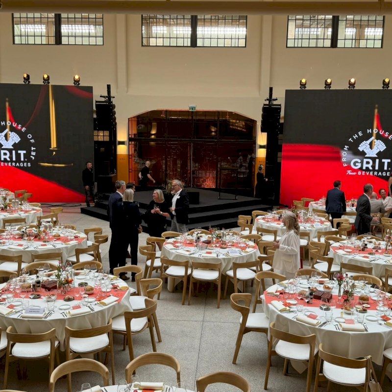 Round Banquet Table (4ft)