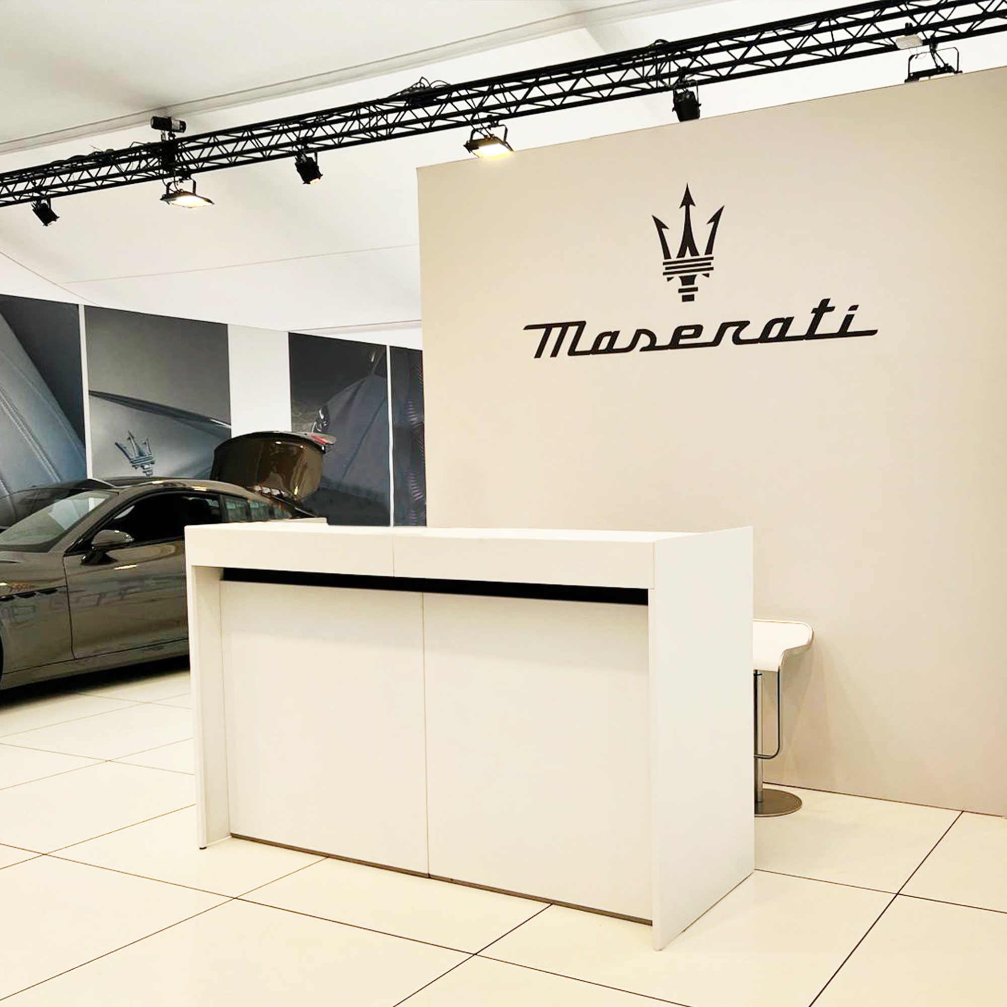 2m Straight Bar Counter - White
