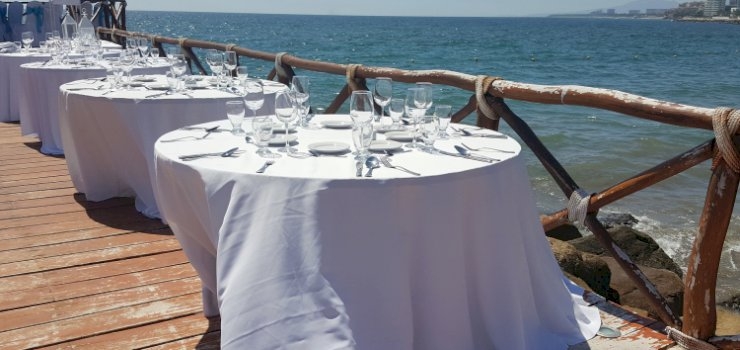 5 Ways To Arrange Your Tables 5 Ways To Arrange Your Tables