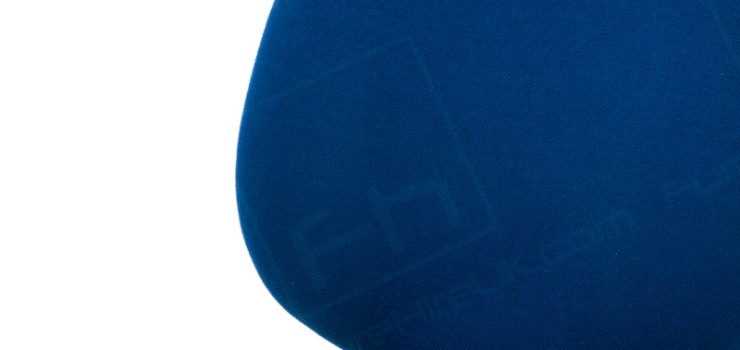 Blue or black operators chair without arms Blue or black operators chair without arms