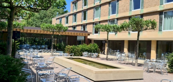 The Great Outdoors - Hiring Garden Furniture The Great Outdoors - Hiring Garden Furniture