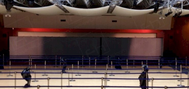 BRAND NEW Black Stretch Barriers BRAND NEW Black Stretch Barriers