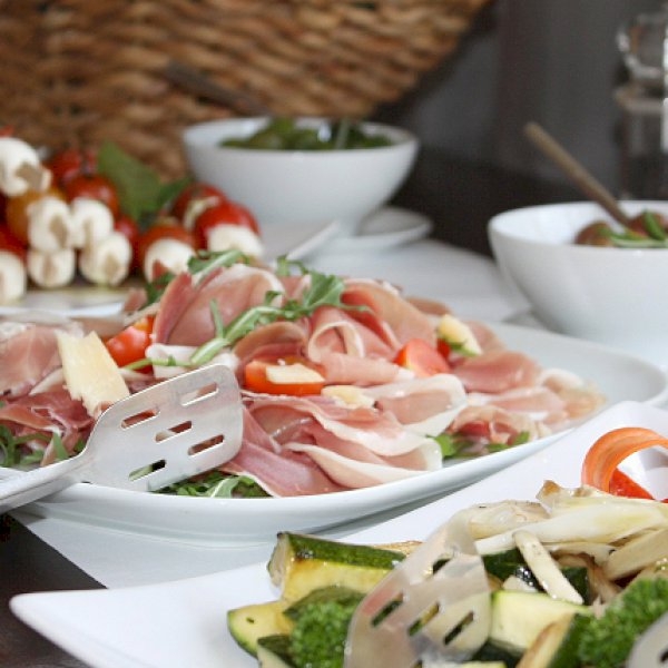 How To Style The Perfect Buffet Table How To Style The Perfect Buffet Table