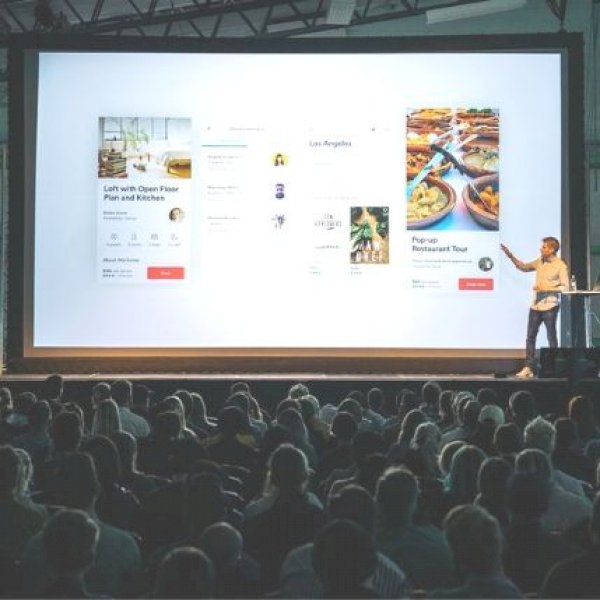 5 Ways to Use Social Media At Your Conference 5 Ways to Use Social Media At Your Conference