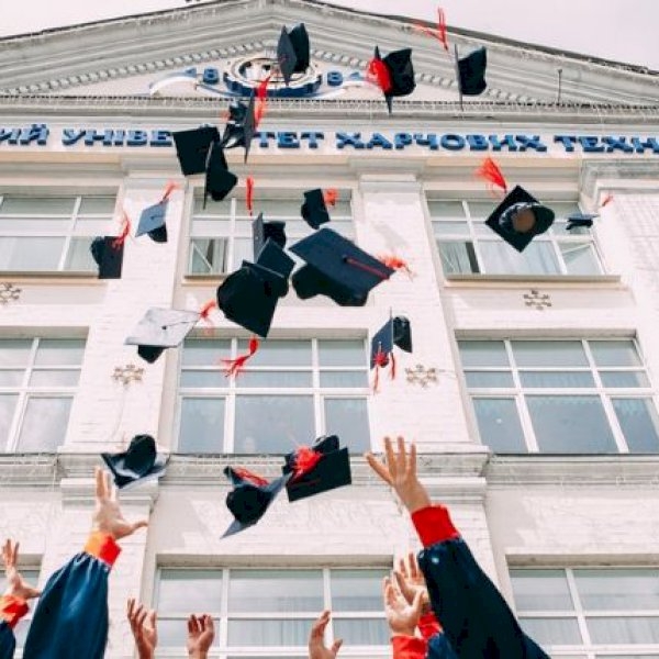 What to Expect at a Graduation Ceremony What to Expect at a Graduation Ceremony