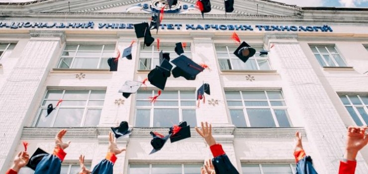 What to Expect at a Graduation Ceremony What to Expect at a Graduation Ceremony