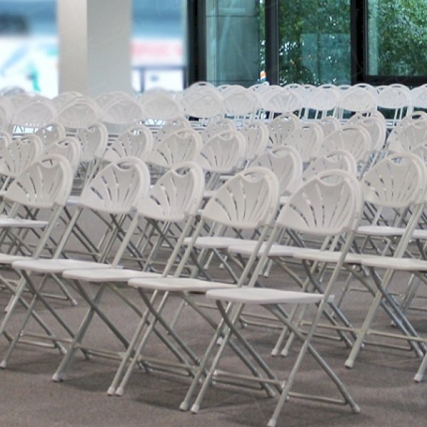When Folding Chairs Are A Sensible Solution When Folding Chairs Are A Sensible Solution
